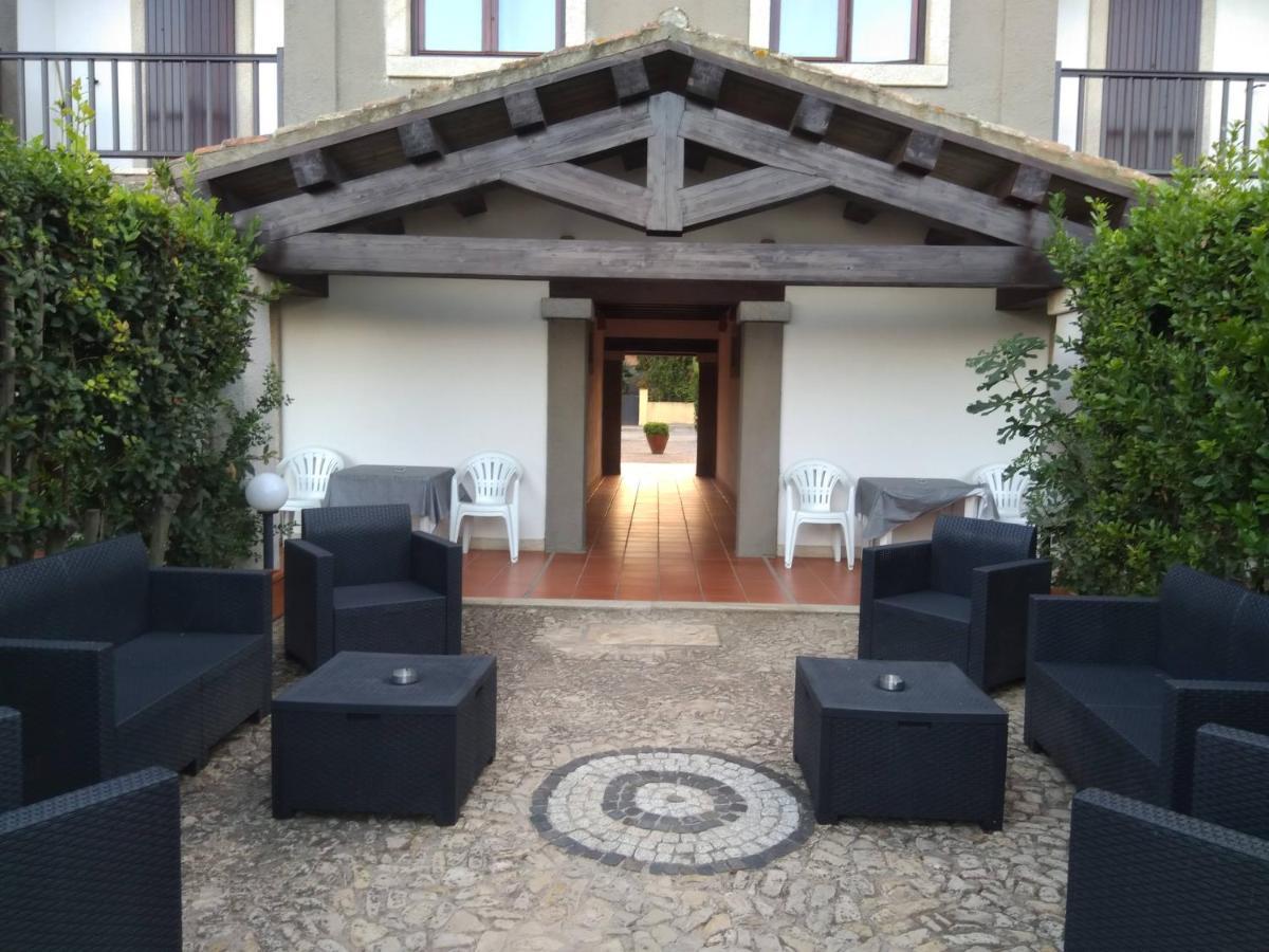 Villa Raffaello Porto San Paolo  Ngoại thất bức ảnh