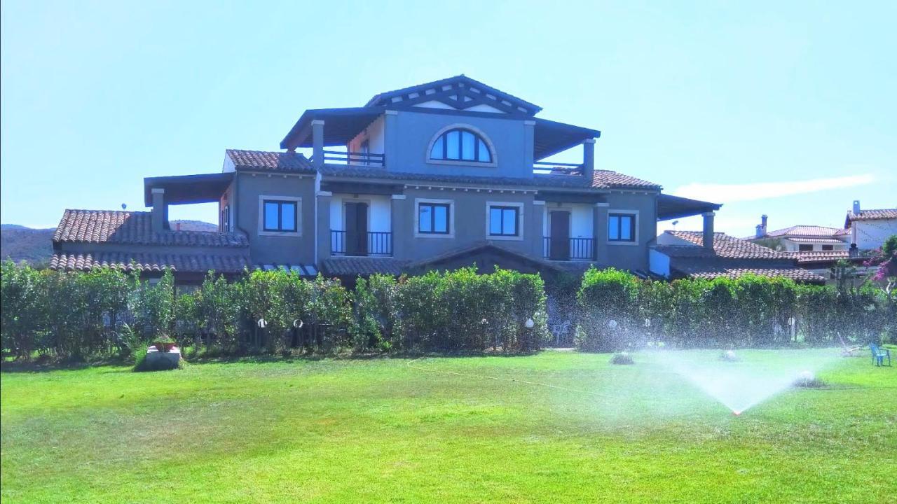Villa Raffaello Porto San Paolo  Ngoại thất bức ảnh